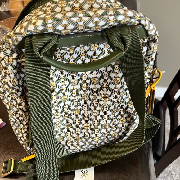 Bag - Picture 2 of 7